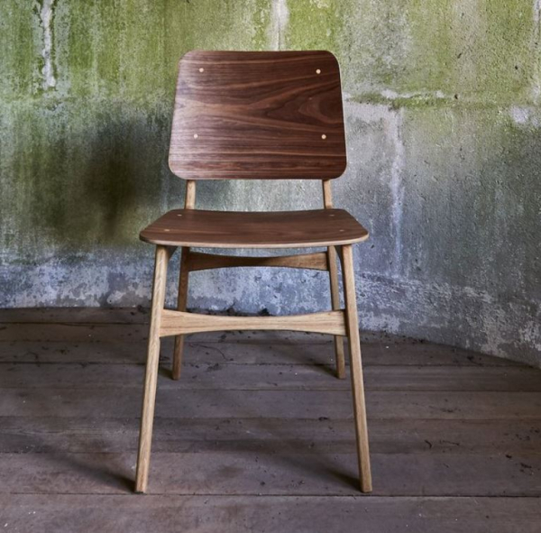 Duus & Moeller Stuhl Hippo Nussbaum